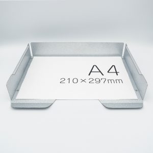 ガルバトレー（A4サイズ）A4用紙入れている写真